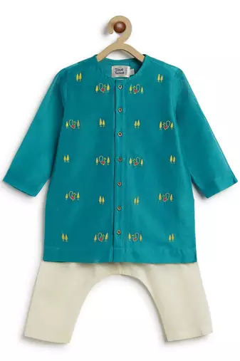 Blue embroidered chanderi  kurta pyjama