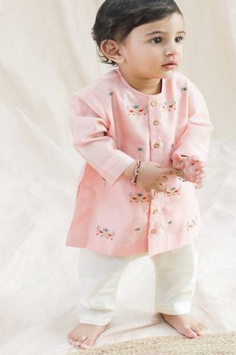 Pink embroidered chanderi  kurta pyjama