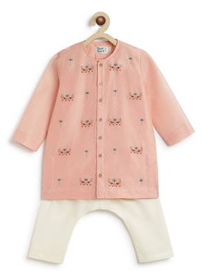 Pink embroidered chanderi  kurta pyjama 3