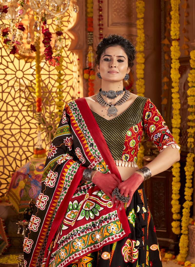 BLACK PRINT FOIL work EMBROIDERED COTTON STITCHED LEHENGA CHOLI
