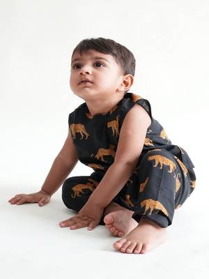 Black printed cotton  kurta pyjama 3