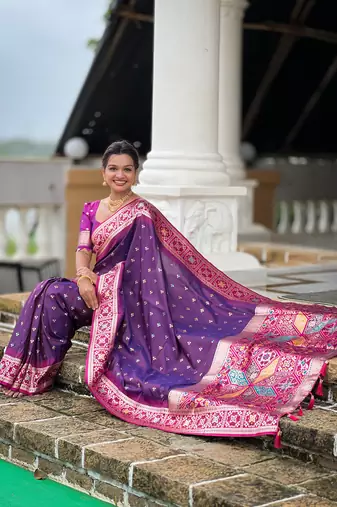 Magenta Soft Silk Blend Saree With Zari Weaving Meenakari Design