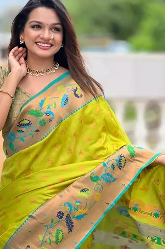 Parrot Green silk blend Saree With Paithani Weaved Pallu And Blouse