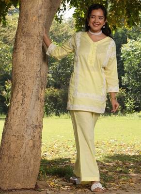 Light-yellow lawn printed Co-ord set 1