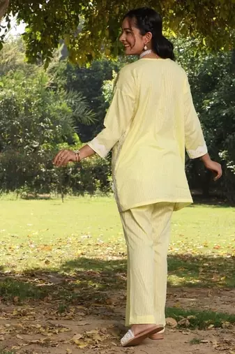 Light-yellow lawn printed Co-ord set