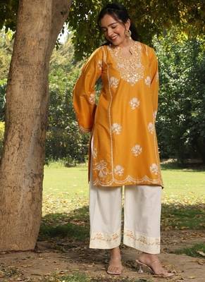 Yellow lawn printed kurta-sets 1