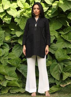 Black lawn printed Tops 3