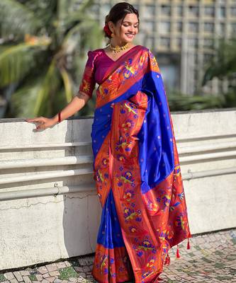 Blue silk blend Saree With Paithani Weaved Pallu And Blouse 1