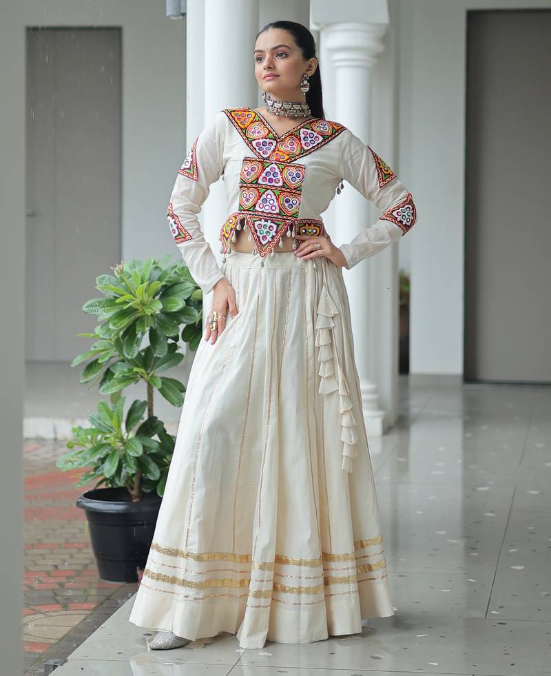 WHITE KUTCHI GAMTHI WORK KORA COTTON NAVRATRI STITCHED LEHENGA CHOLI