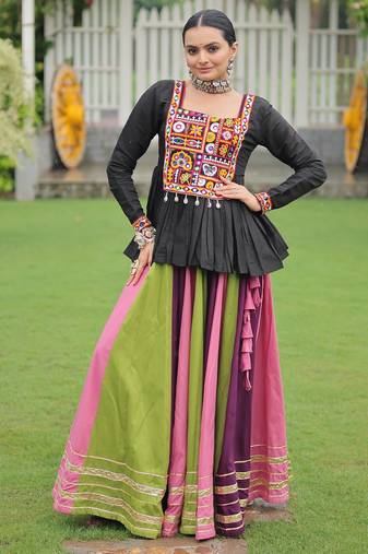 BLACK MULTICOLOR KUTCHI GAMTHI WORK RAYON NAVRATRI STITCHED LEHENGA CHOLI