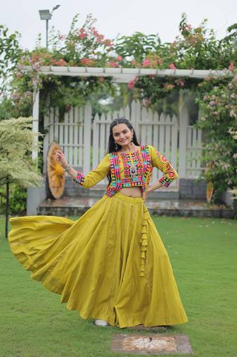 PARROT KUTCHI GAMTHI THREAD EMBROIDERED RAYON NAVRATRI  STITCHED LEHENGA CHOLI KOTI