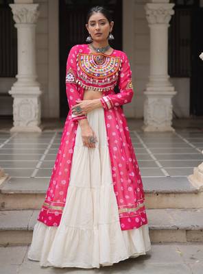 PINK WHITE PRINT KUTCHI GAMTHI COTTON NAVRATRI STITCHED LEHENGA CHOLI 1