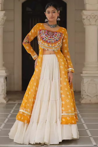 YELLOW WHITE PRINT KUTCHI GAMTHI COTTON NAVRATRI STITCHED LEHENGA CHOLI
