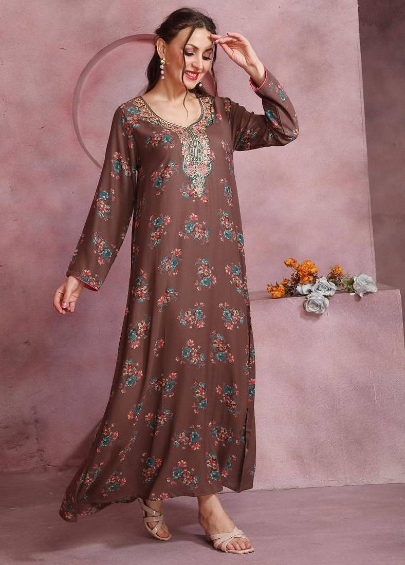 Floral printed a-line jalabiya with threadwork