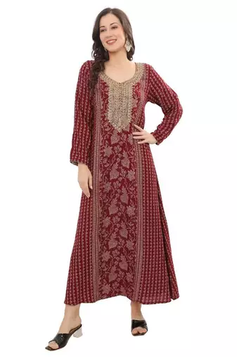 Floral printed a-line jalabiya with threadwork