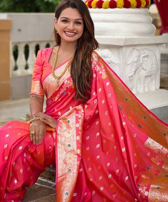 Pink soft silk blend saree with zari weaving meenakari design 1