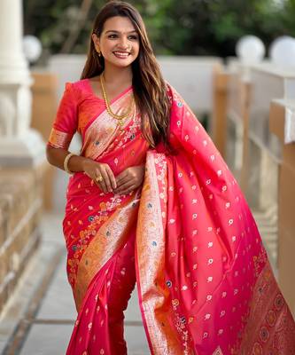 Pink soft silk blend saree with zari weaving meenakari design 4