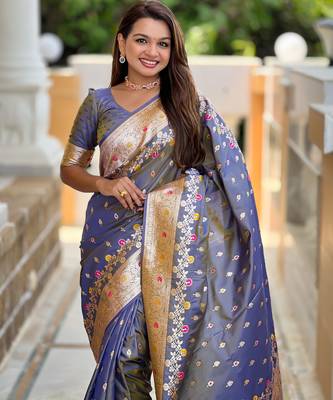 Grey soft silk blend saree with zari weaving meenakari design 4