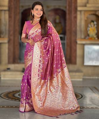 Onion pink soft silk blend saree with zari weaving meenakari design 5
