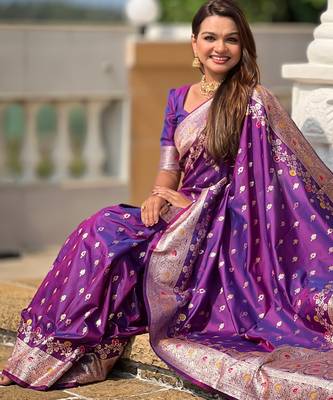 Purple soft silk blend saree with zari weaving meenakari design 1