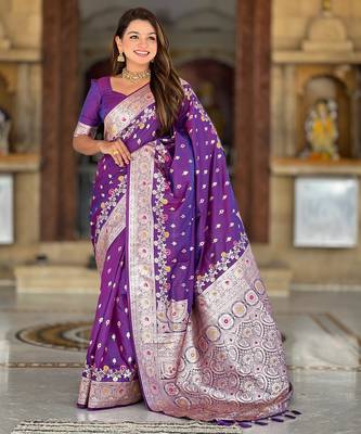 Purple soft silk blend saree with zari weaving meenakari design 4