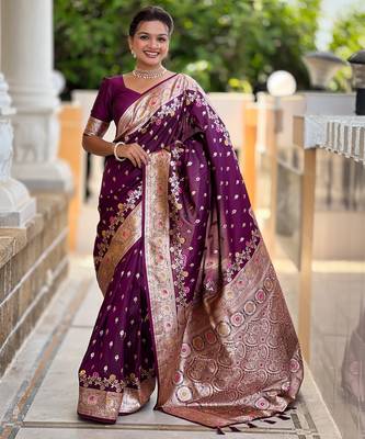 Wine soft silk blend saree with zari weaving meenakari design 3
