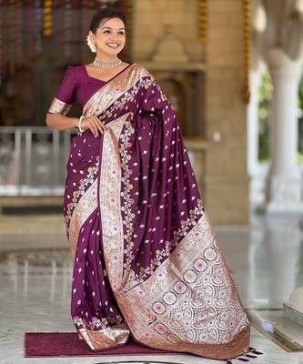 Wine soft silk blend saree with zari weaving meenakari design 5