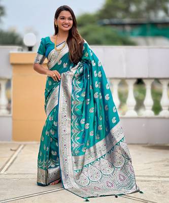 Sea green soft silk blend saree with zari weaving meenakari design 2