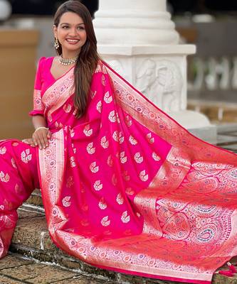 Pink soft silk blend saree with zari weaving meenakari design 4
