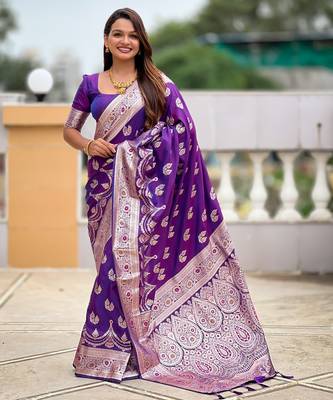 Purple soft silk blend saree with zari weaving meenakari design 5