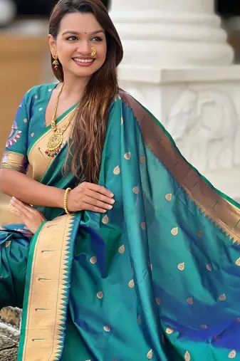 Rama silk blend saree with paithani rich weaved pallu and blouse