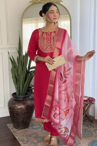 Rani pink sequence embroidery viscos rayon kurta set with floral jacquard for women