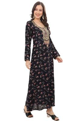 Floral printed A-line Jalabiya with Golden and multicolor threadwork  1