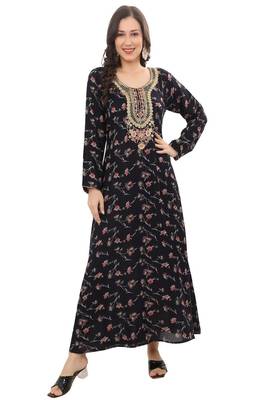 Floral printed A-line Jalabiya with Golden and multicolor threadwork  4