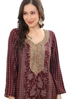 Floral printed a-line jalabiya with threadwork 1