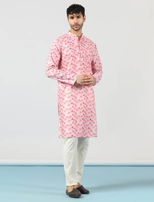 Pink cotton blend kurta pajama set for men with geometric print 3