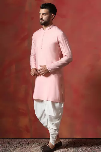 Peach cotton blend kurta for men with solid print