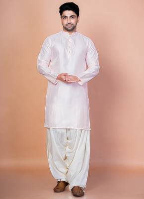 Pink bangalorian silk kurta patiala set for men with embroidery work 1