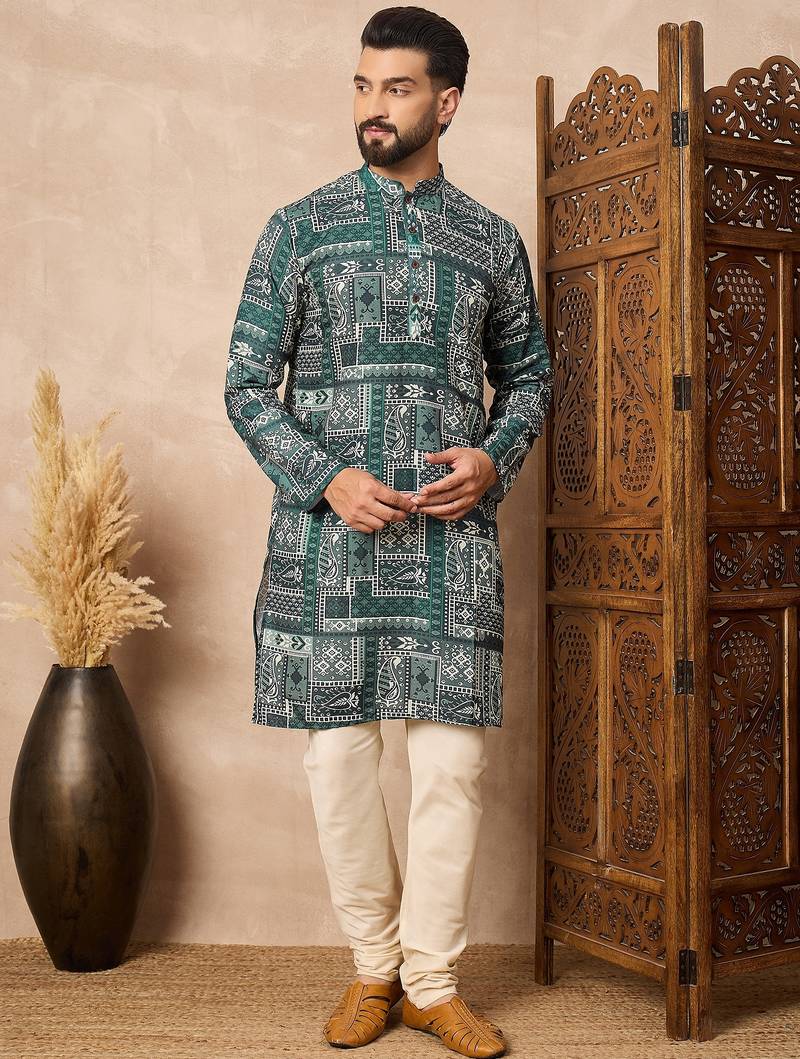 Green cotton blend kurta for men with printed design