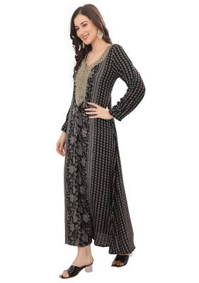A line dress with golden jari thread work Embroidery 4