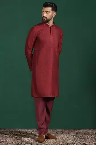 Red bangalore silk kurta for men with embroidered work