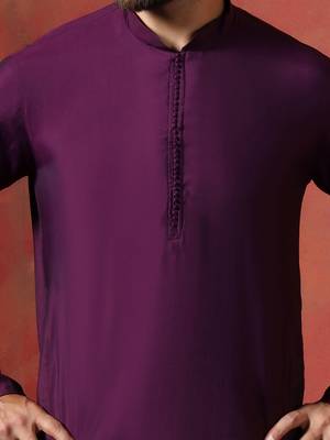 Purple cotton blend kurta for men with solid print 5