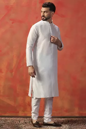 White slub dupion kurta for men with solid print