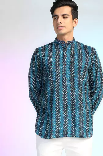 Blue cotton blend short kurta for men with printed design