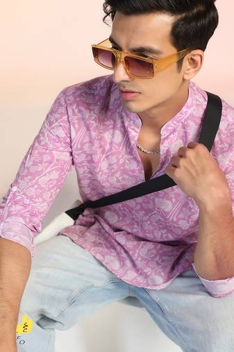 Pink cotton blend short kurta for men with printed design