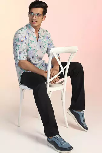 White cotton blend short kurta for men with printed design