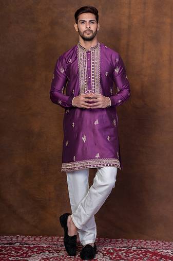 Purple silk blend kurta pajama set for men with embroidered work
