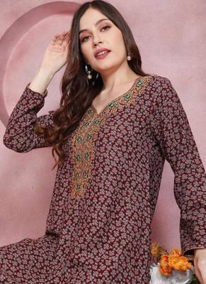 Multicolor thread embroidery A-Line Jalabiya on fancy printed fabric 2