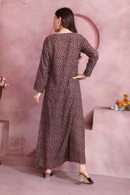 Multicolor thread embroidery A-Line Jalabiya on fancy printed fabric 5