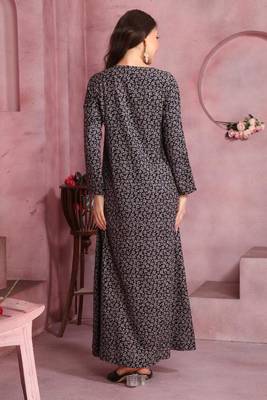 Multicolor thread embroidery A-Line Jalabiya on fancy printed fabric 5
